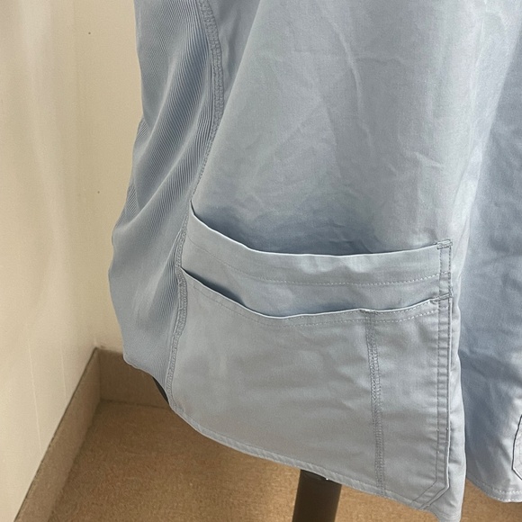Med Works Epic Scrub Top Blue V-Neck 2XL Women’s 7300 Short Sleeve Pockets - Picture 2 of 5